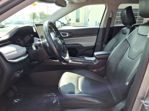Used 2022 Jeep Compass Latitude AWD/4WD image 22