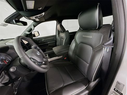 New 2026 RAM 1500 Laramie AWD/4WD image 16