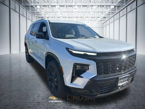 New 2026 Chevrolet Traverse RS AWD/4WD image 3
