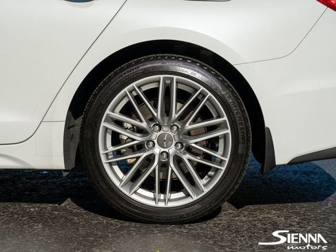 Used 2021 Genesis G70 2.0T w/ Elite Package image 19