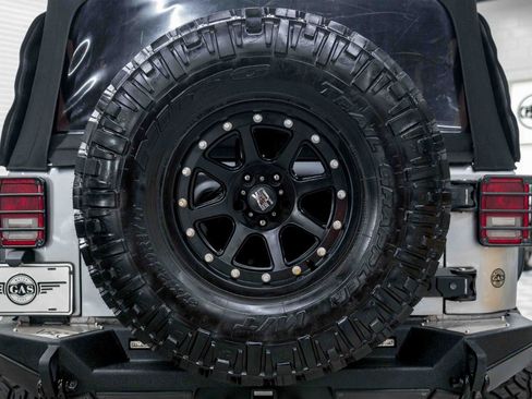 Used 2013 Jeep Wrangler Sport AWD/4WD image 45