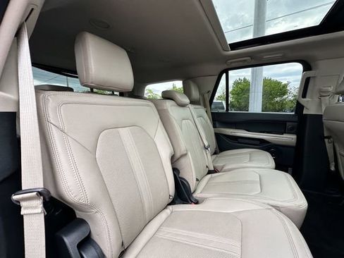 Certified 2022 Ford Expedition Limited AWD/4WD image 38