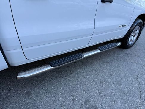 Used 2024 RAM 1500 Big Horn AWD/4WD image 29