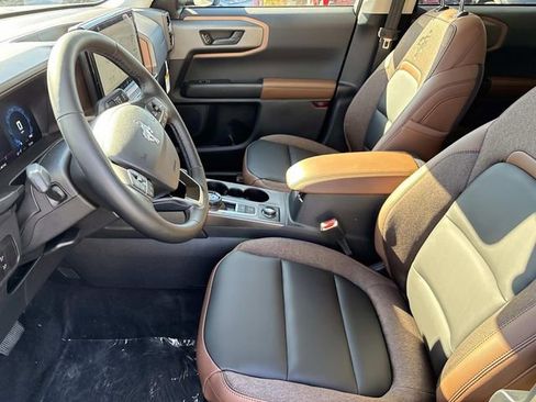 New 2025 Ford Bronco Sport Outer Banks image 23