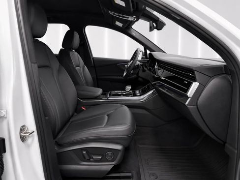Used 2021 Audi Q7 2.0T Premium Plus w/ Executive Package AWD/4WD image 18