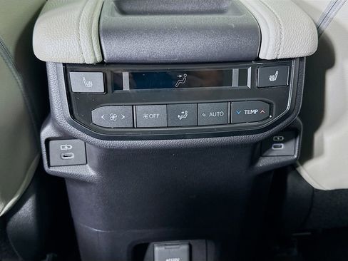 Certified 2026 Toyota Grand Highlander FWD image 26
