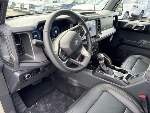 New 2026 Ford Bronco Badlands AWD/4WD image 24