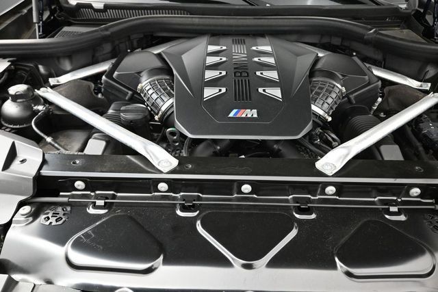 Certified 2025 BMW X7 M60i AWD/4WD image 23