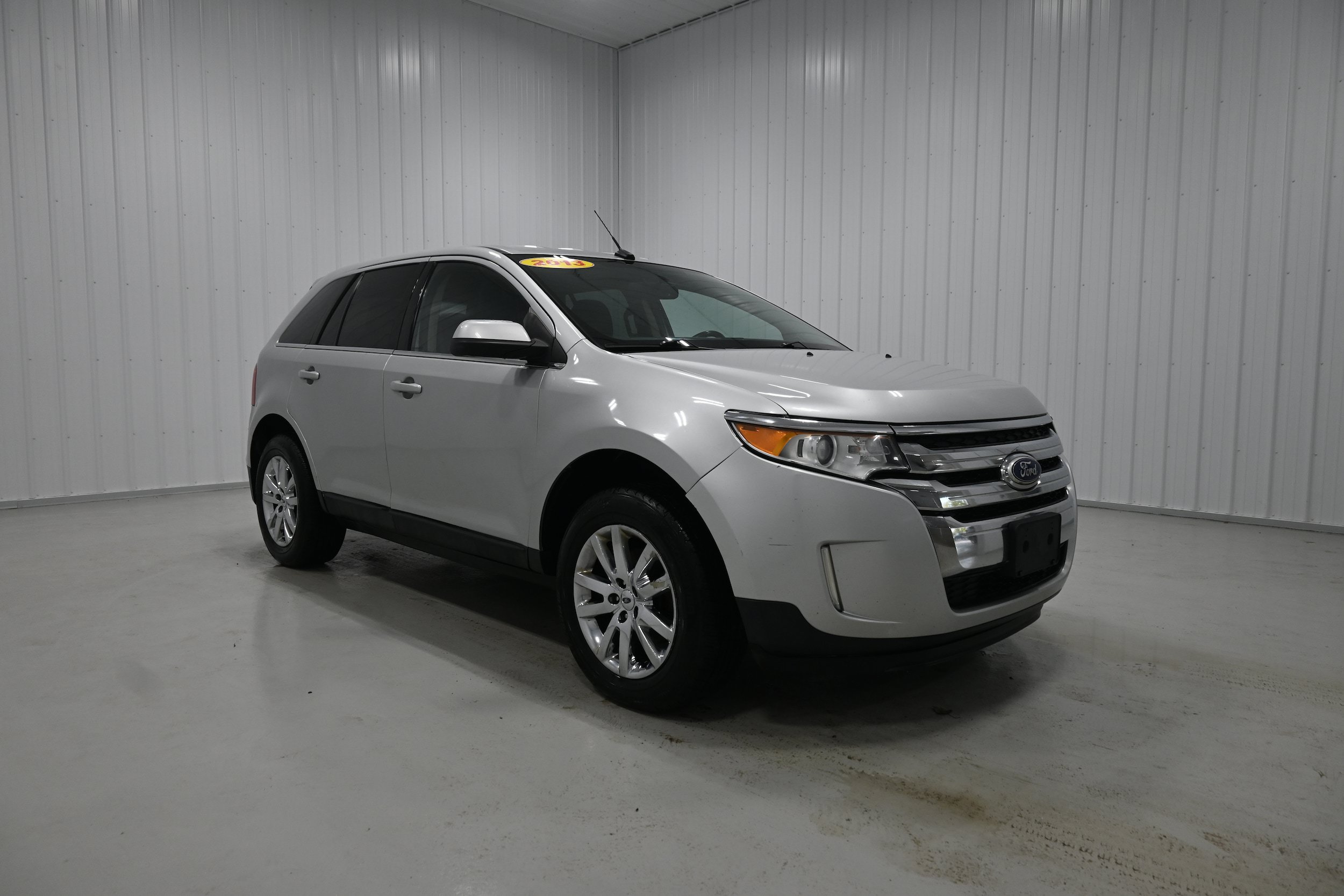 Used 2013 Ford Edge Limited FWD image 3