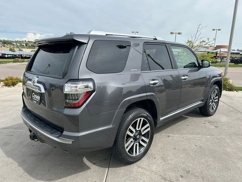 Used 2021 Toyota 4Runner Limited AWD/4WD image 8