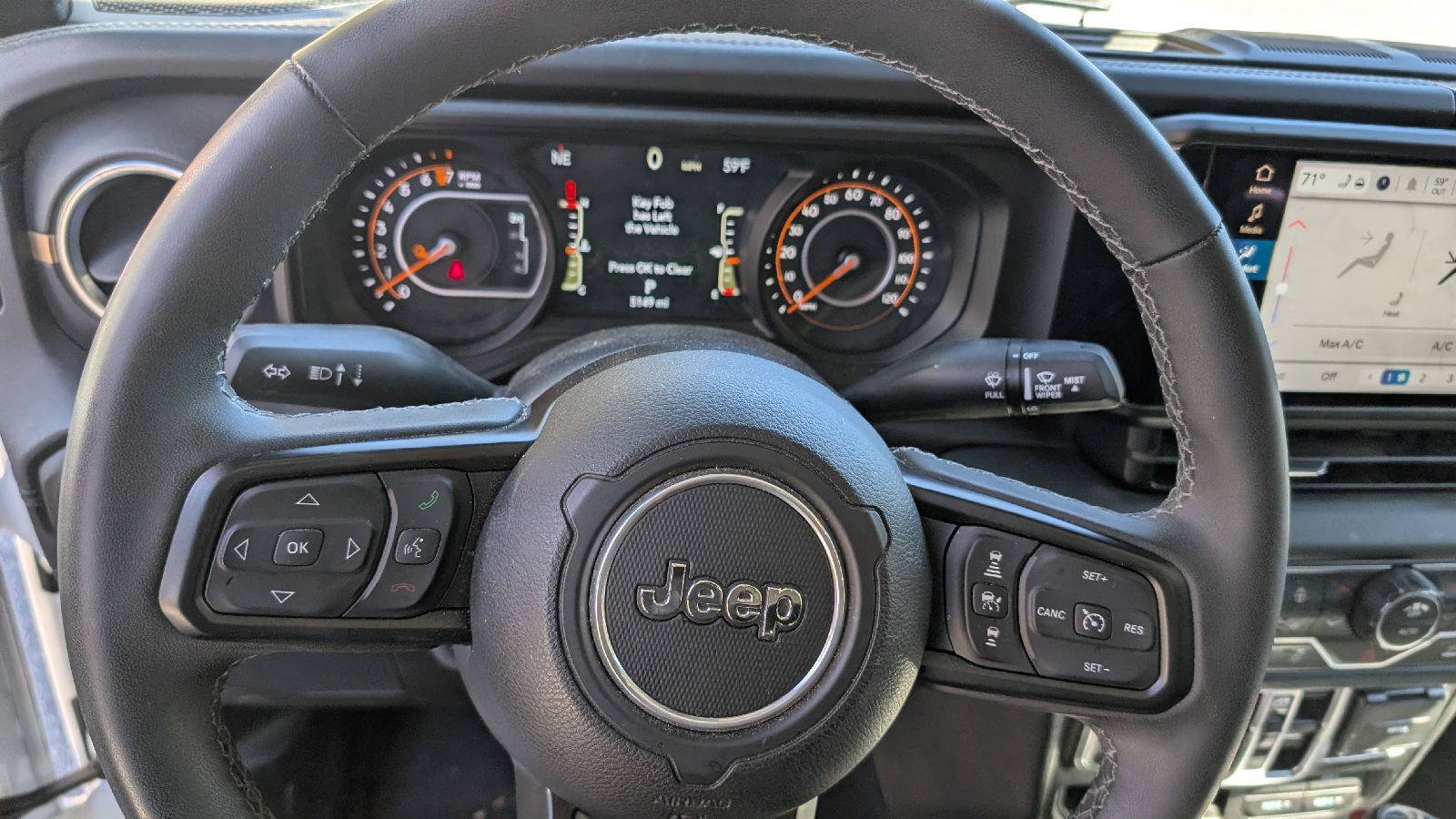 Used 2025 Jeep Gladiator Sport AWD/4WD image 10