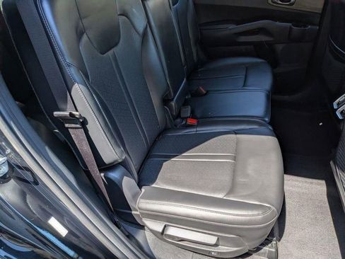 Certified 2023 Kia Sorento S AWD/4WD image 26
