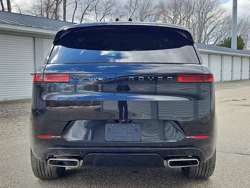 Used 2025 Land Rover Range Rover Sport Dynamic SE AWD/4WD image 5