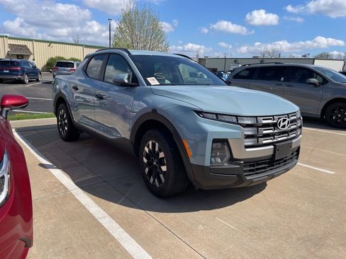 Used 2025 Hyundai Santa Cruz SEL image 1