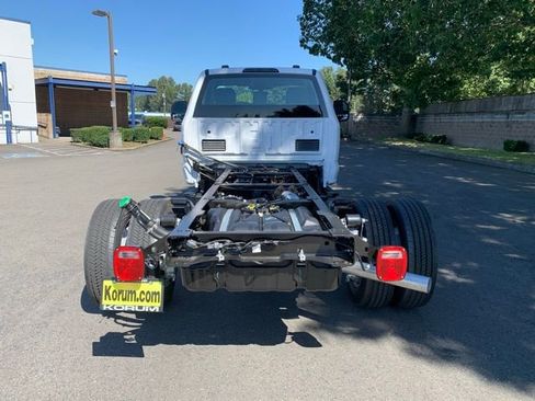 New 2024 Ford F550 4x4 Regular Cab Super Duty image 5