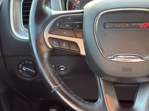 Used 2019 Dodge Charger SXT w/ Leather Interior Group RWD image 12