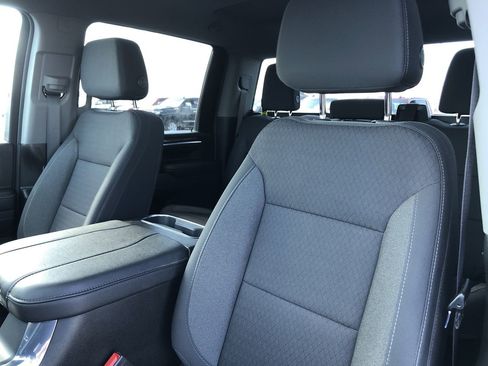 Used 2025 Chevrolet Silverado 2500 LT image 13