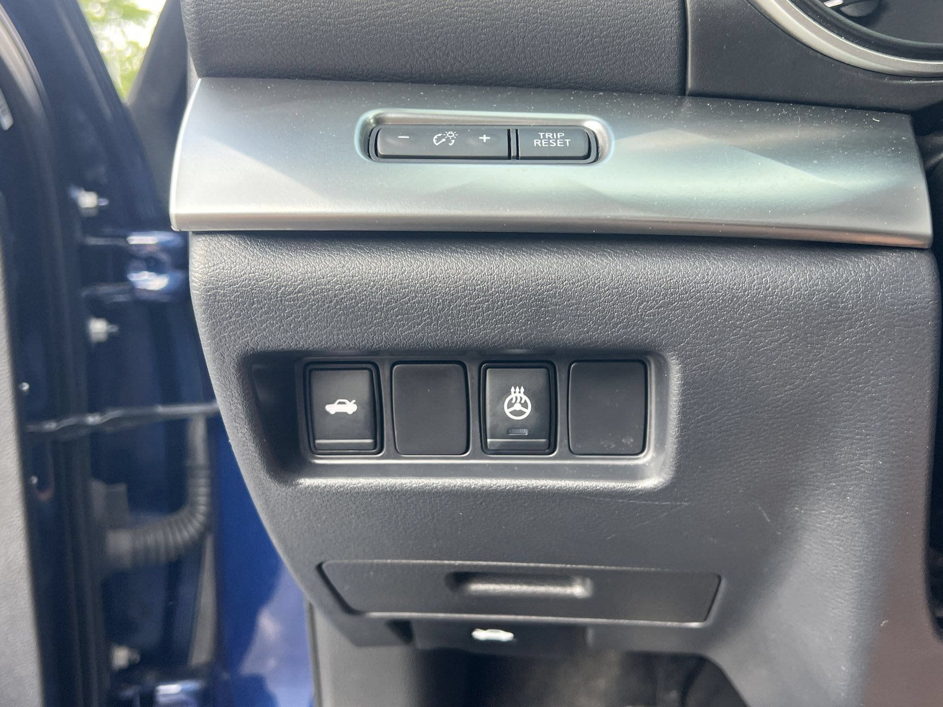 Used 2023 Nissan Maxima SL FWD image 15