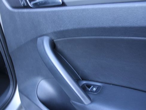 Used 2014 Volkswagen Passat 1.8T SE image 16