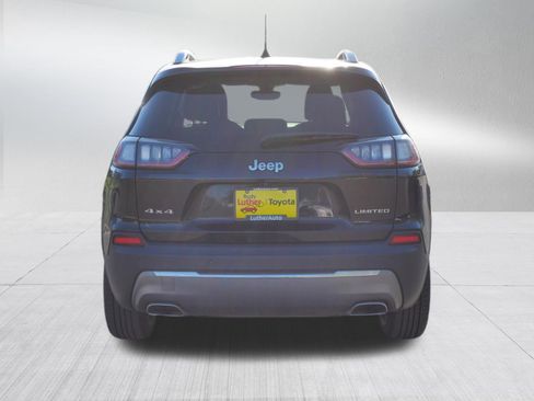 Used 2019 Jeep Cherokee Limited AWD/4WD image 6