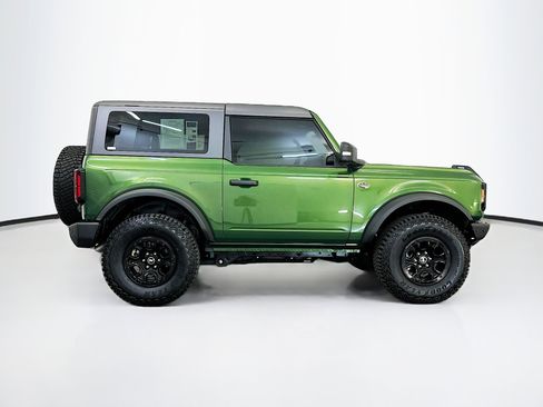 Used 2023 Ford Bronco Wildtrak image 10