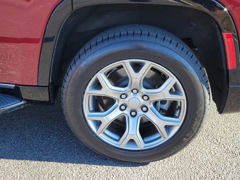 Used 2022 Jeep Wagoneer Series II image 16