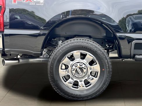 New 2026 Ford F250 Lariat w/ Lariat Ultimate Package image 44