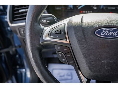 Used 2024 Ford Edge Titanium image 12