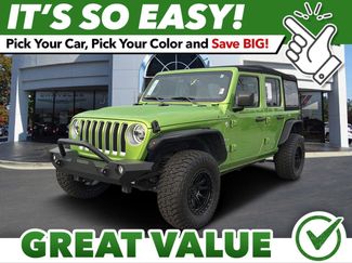 Used 2019 Jeep Wrangler Unlimited Sahara AWD/4WD video 1