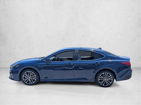 New 2026 Toyota Camry XLE FWD image 5