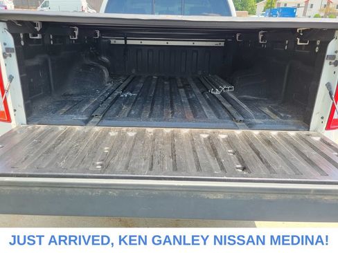 Used 2018 Nissan Frontier SV w/ Value Truck Package AWD/4WD image 5