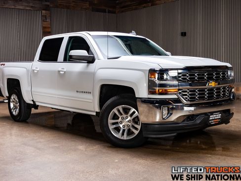 Used 2018 Chevrolet Silverado 1500 LT w/ All Star Edition AWD/4WD image 1