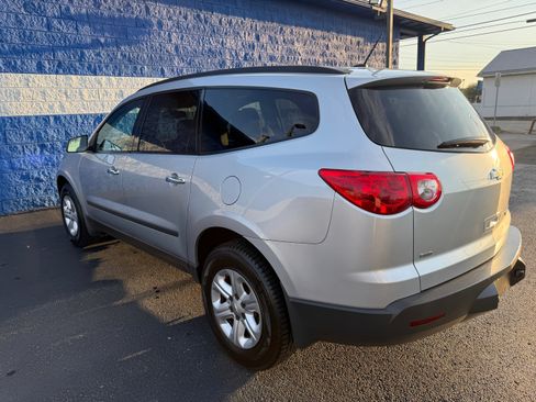 Used 2012 Chevrolet Traverse LS AWD/4WD image 16