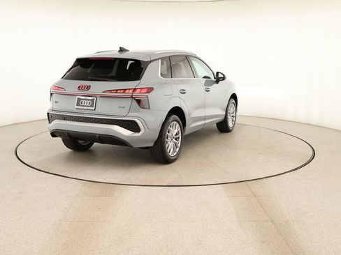 New 2026 Audi Q3 quattro 2.0T AWD/4WD image 6