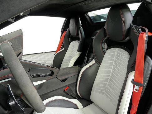 Used 2023 Chevrolet Corvette Stingray Premium Conv image 5