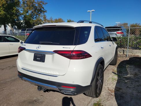 Used 2024 Mercedes-Benz GLE 350 4MATIC image 3
