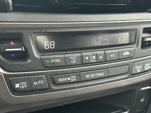 Used 2023 Honda Ridgeline RTL-E image 24