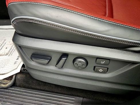 Used 2025 INFINITI QX80 Autograph w/ Autograph Exterior Package image 11