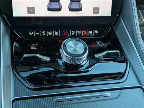 New 2026 Jeep Grand Wagoneer Summit AWD/4WD image 14