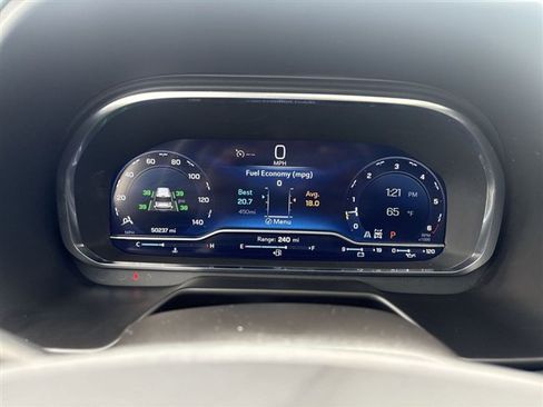 Used 2024 Chevrolet Tahoe Z71 w/ Z71 Off-Road Package image 11