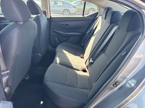 Used 2024 Nissan Sentra S image 6