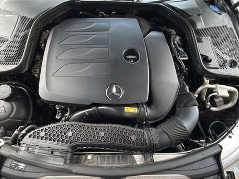 Used 2021 Mercedes-Benz C 300 Coupe image 21