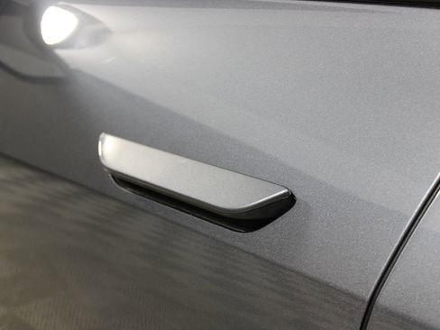 Used 2024 Lucid Air Touring image 45