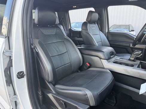 Used 2018 Ford F150 Raptor w/ Equipment Group 802A Luxury AWD/4WD image 22