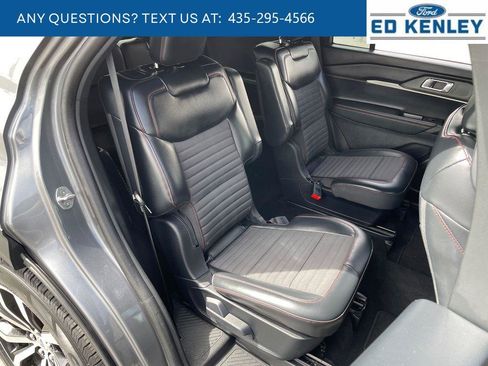 Used 2025 Ford Explorer ST-Line AWD/4WD image 30