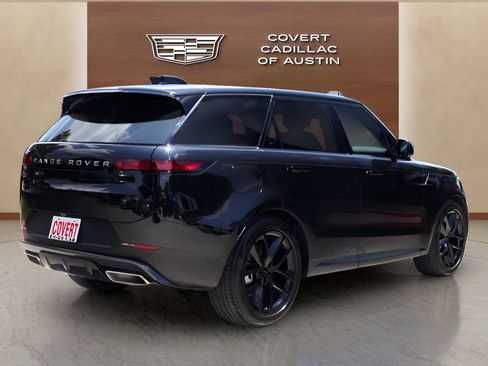 Used 2026 Land Rover Range Rover Sport SE AWD/4WD image 4
