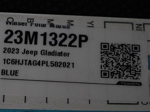 Used 2023 Jeep Gladiator Sport image 28