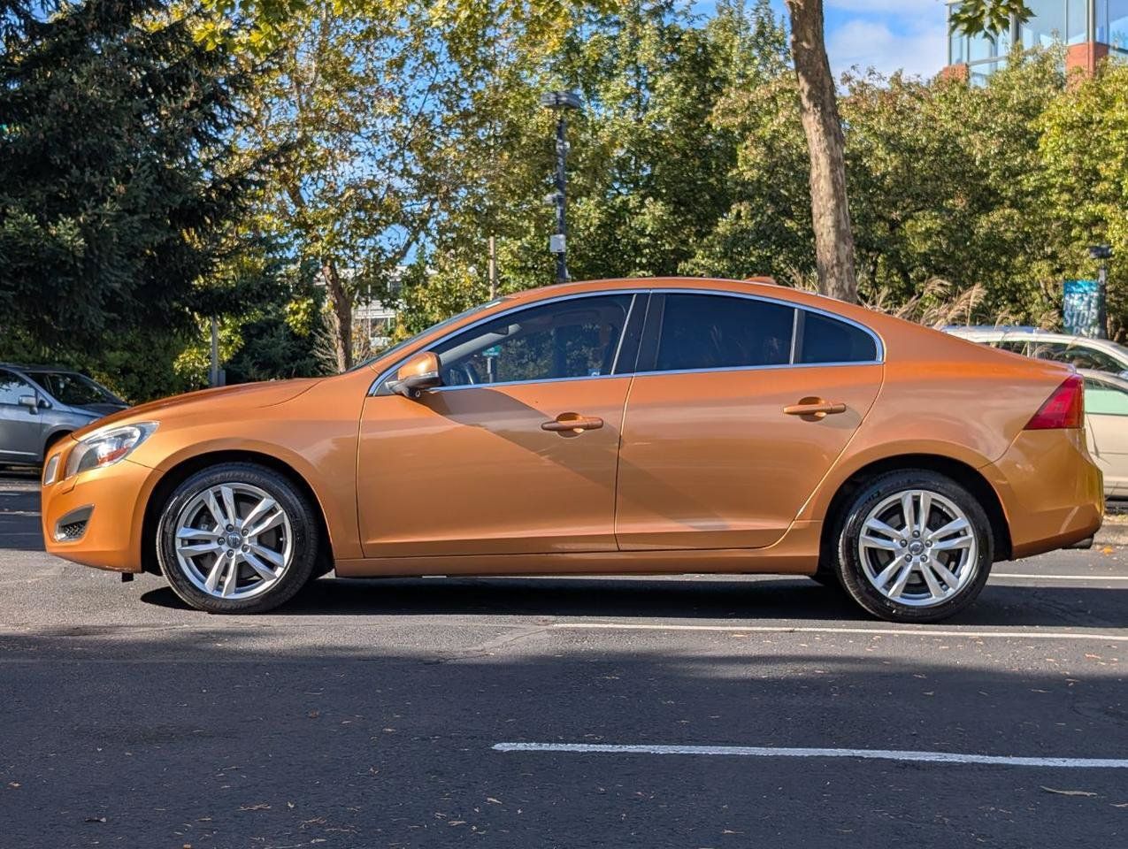 Used 2011 Volvo S60 T6 AWD/4WD image 4