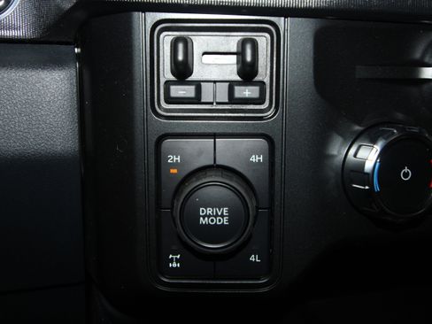 New 2026 Ford F250 Platinum AWD/4WD image 15