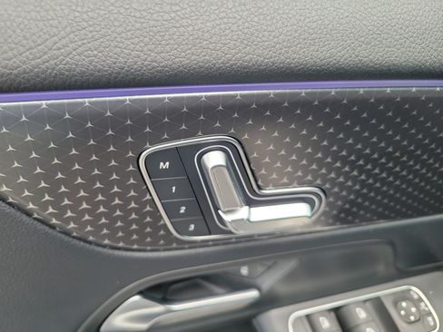 Certified 2025 Mercedes-Benz GLA 250 image 14